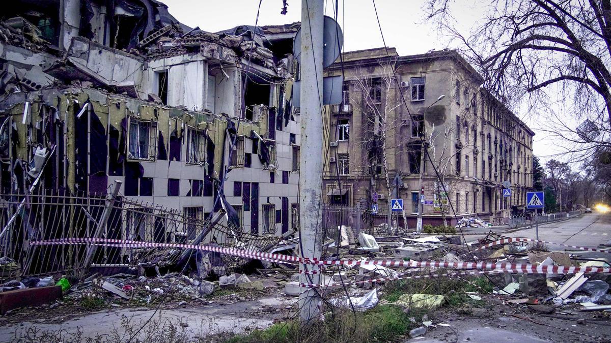 Destrucción en la ciudad de Mariúpol, en Ucrania.