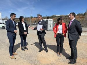 Presentación nueva sed Toyota con los responsables del proyecto junto a la alcaldesa de Sabadell, Marta Farrés y el primer teniente de alcaldesa, Pol Gibert 