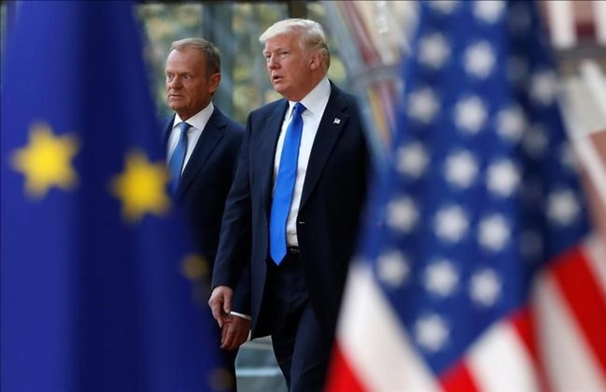 El presidente de EEUU, Donald Trump, es recibido en Bruselas por el presidente del Consejo Europeo, Donald Trump. El presidente de EEUU, Donald Trump, es recibido en Bruselas por el presidente del Consejo Europeo, Donald Trump.