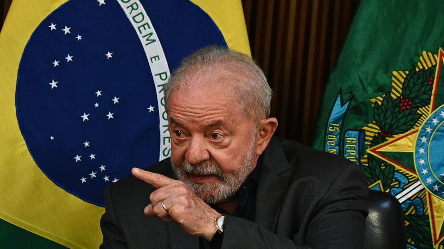 Lula empieza a limpiar militares el Gobierno en un clima de desconfianza Lula empieza a limpiar militares el Gobierno en un clima de desconfianza