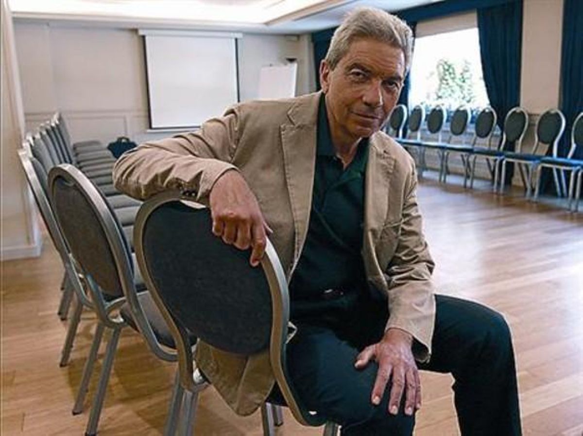 Combativo. Antonio Padellaro, ayer en Barcelona. Combativo. Antonio Padellaro, ayer en Barcelona.