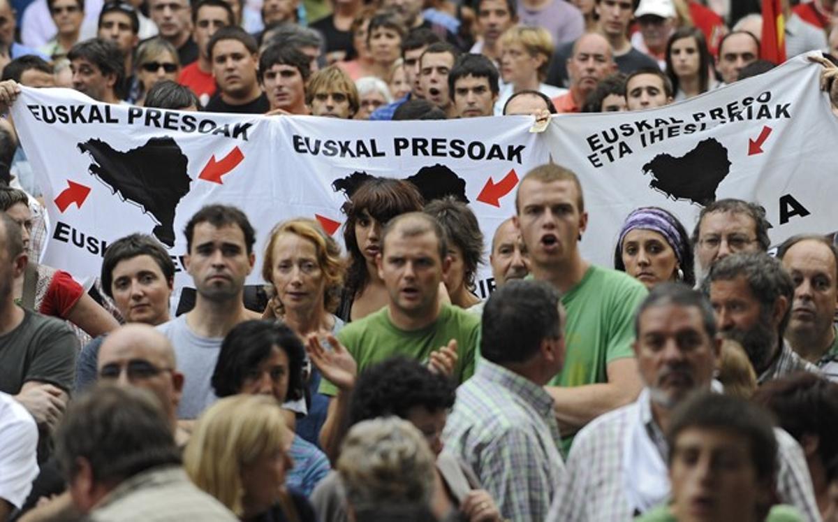 Manifestación de apoyo a los presos de ETA en San Sebastián.