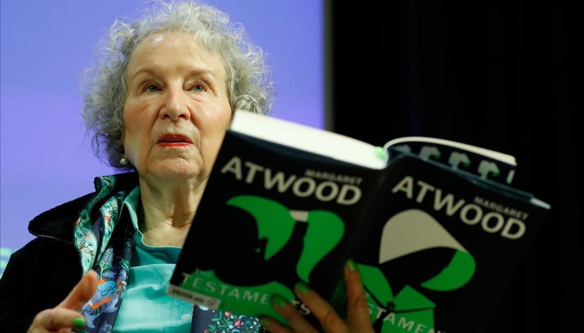 Margaret Atwood, en la presentación mundial de ’Los testamentos’, en Londres, el martes pasado.