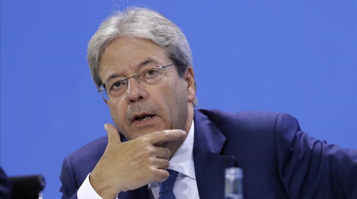 El primer ministro italiano, Paolo Gentiloni, durante la rueda de prensa en Hamburgo. El primer ministro italiano, Paolo Gentiloni, durante la rueda de prensa en Hamburgo.