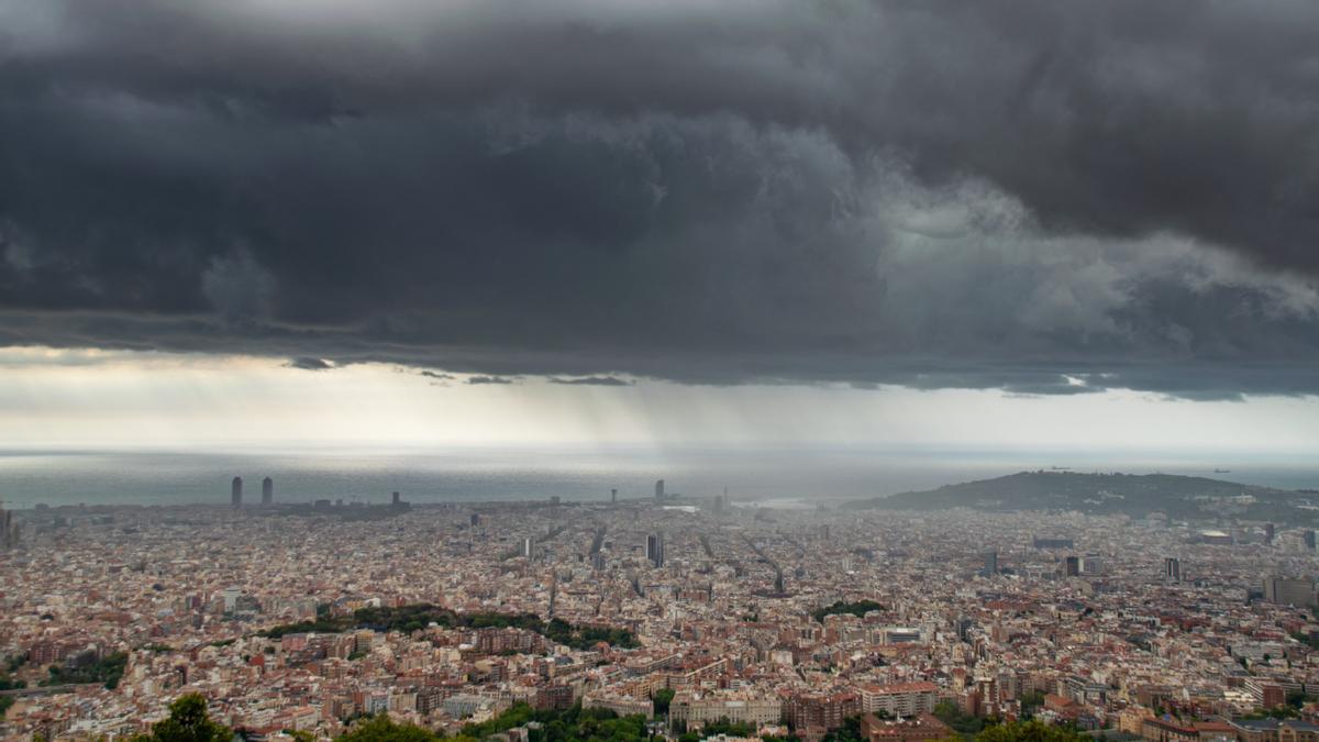 Nubes de lluvia en Barcelona