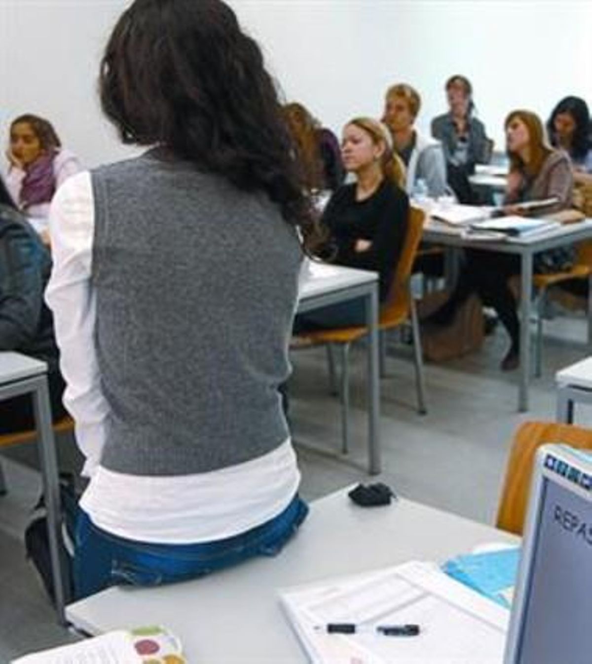 Una clase con alumnos de Erasmus en la Universitat Pompeu Fabra. Una clase con alumnos de Erasmus en la Universitat Pompeu Fabra.
