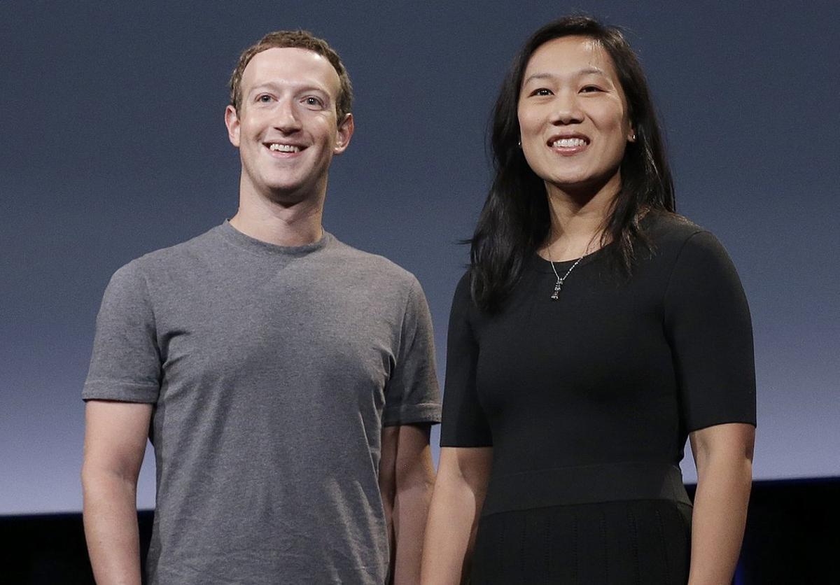 Mark Zuckerberg y su esposa, Priscilla Chan. 
