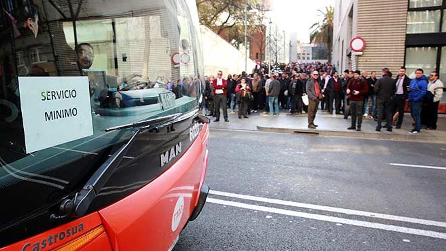 Huelga De Autobuses De Barcelona: En Directo