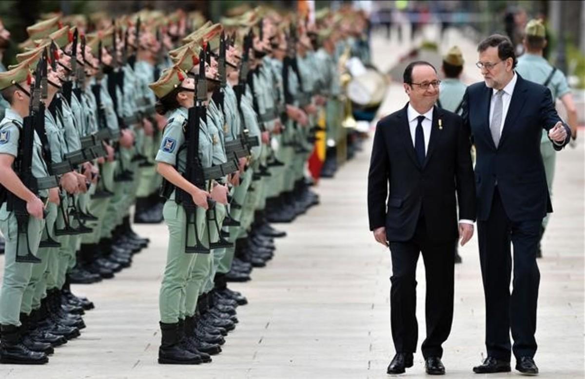 El presidente de Francia, François Hollande, y el presidente del Gobierno, Mariano Rajoy, antes de la cumbre bilateral en Málaga.