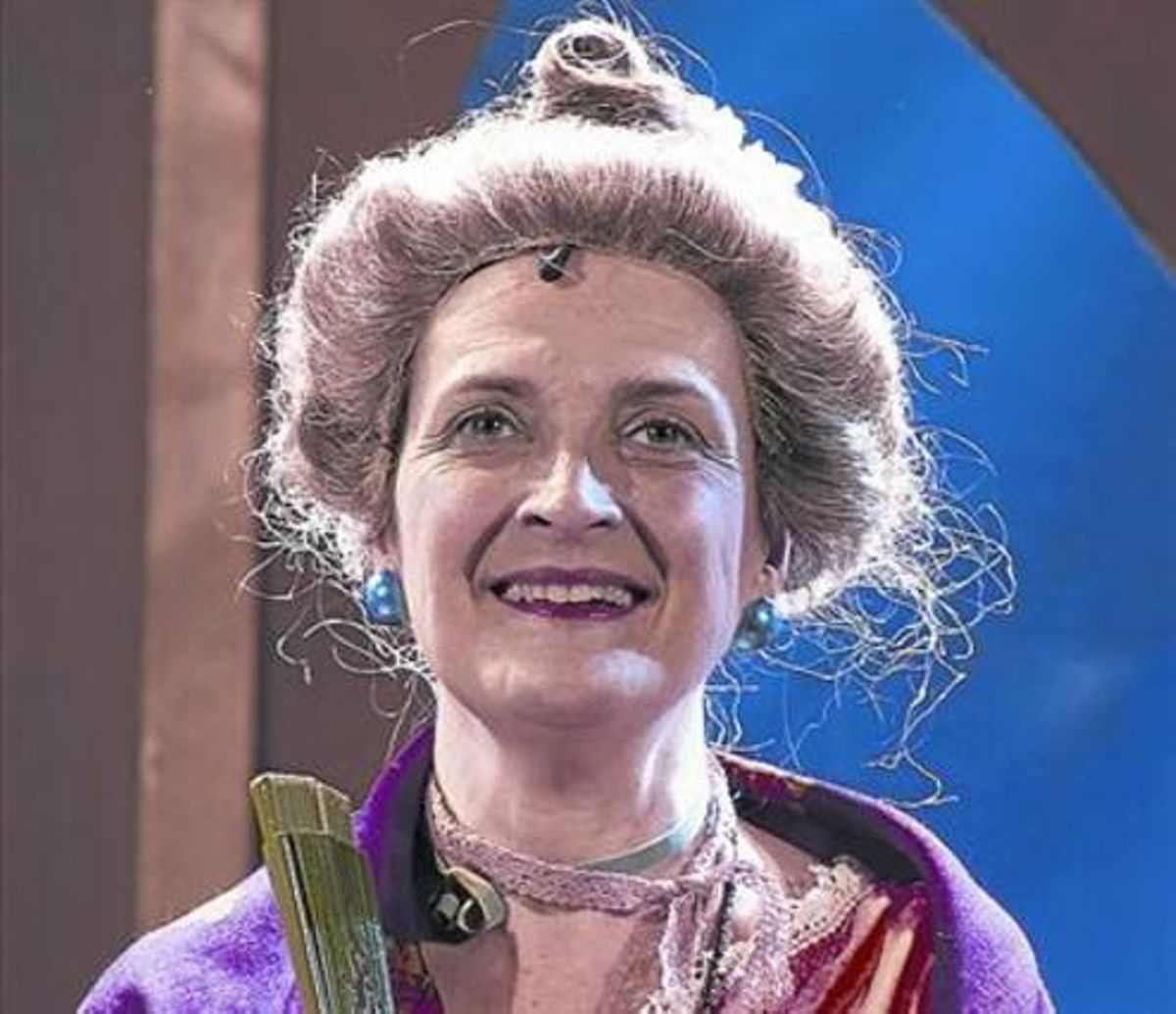 Leyenda 8Teresa de la Torre es La Monyos, en el Teatre del Raval. Leyenda 8Teresa de la Torre es La Monyos, en el Teatre del Raval.