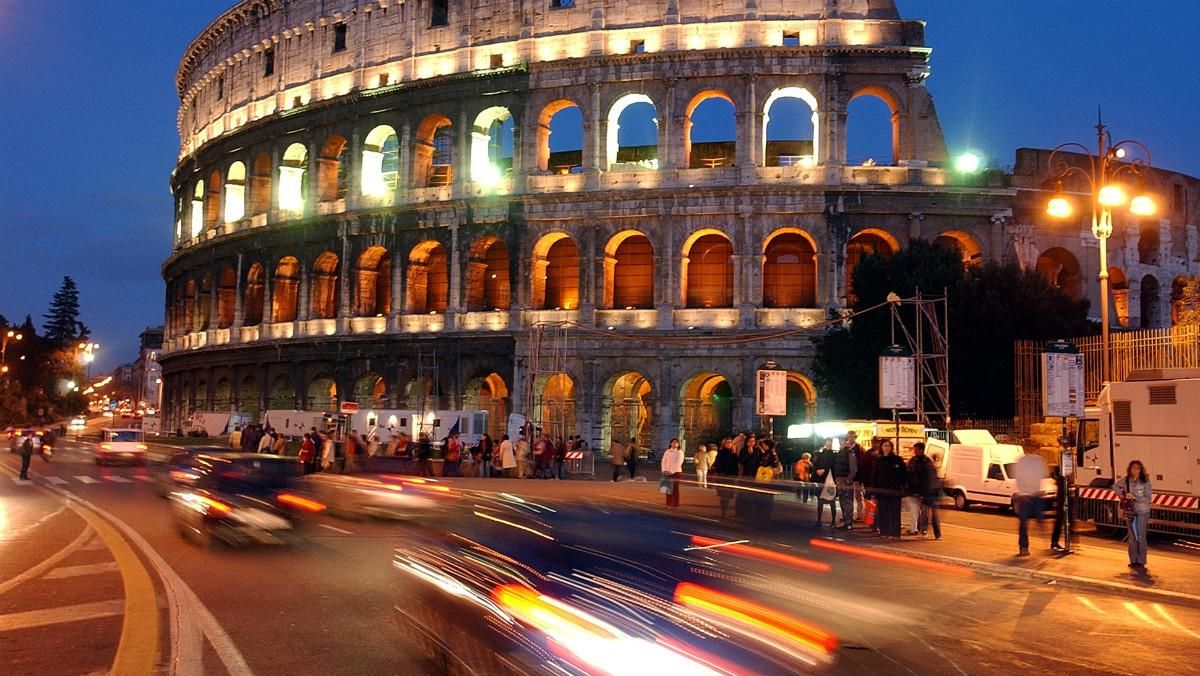Tráfico en Roma. Tráfico en Roma.