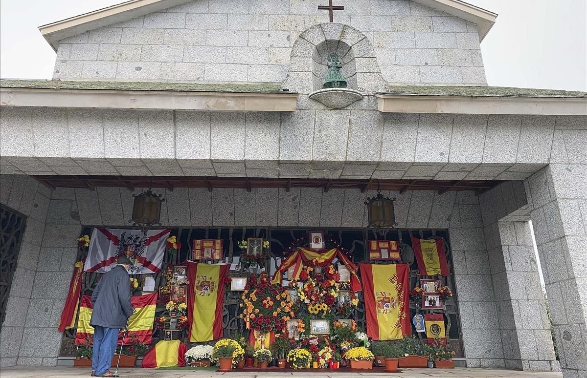 El franquisme erigeix a El Pardo un altar al dictador El franquisme erigeix a El Pardo un altar al dictador