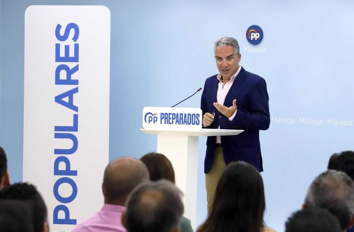 El PSOE negociará con el PP la ley de secretos tras aceptar la mano tendida de los de Feijóo El PSOE negociará con el PP la ley de secretos tras aceptar la mano tendida de los de Feijóo