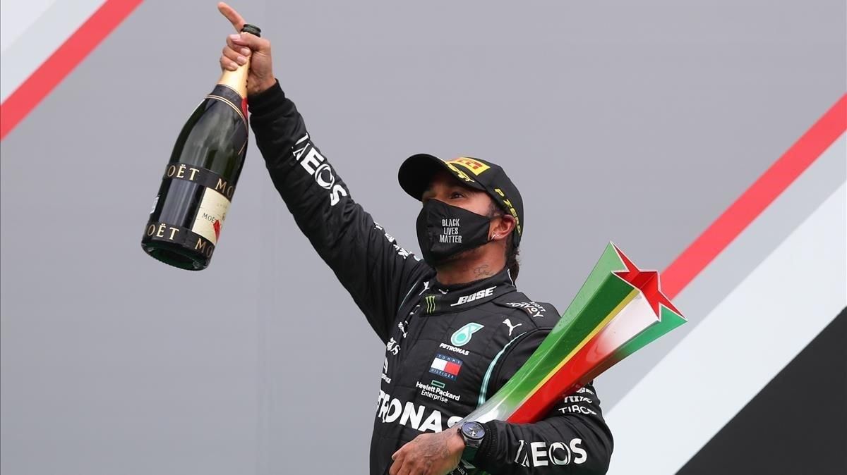 Lewis Hamilton (Mercedes) gana el GP de Portugal y suma la 92ª victoria de su carrera. Lewis Hamilton (Mercedes) gana el GP de Portugal y suma la 92ª victoria de su carrera.