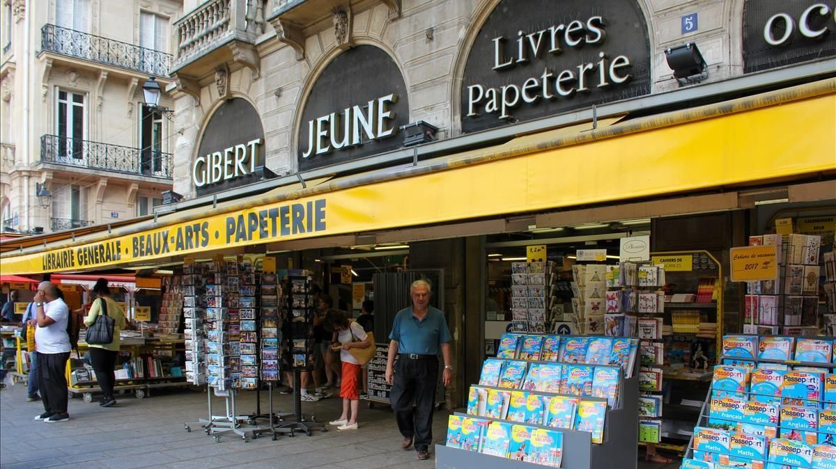 Uno de las librerías de Gibert Jeune en París. Uno de las librerías de Gibert Jeune en París.