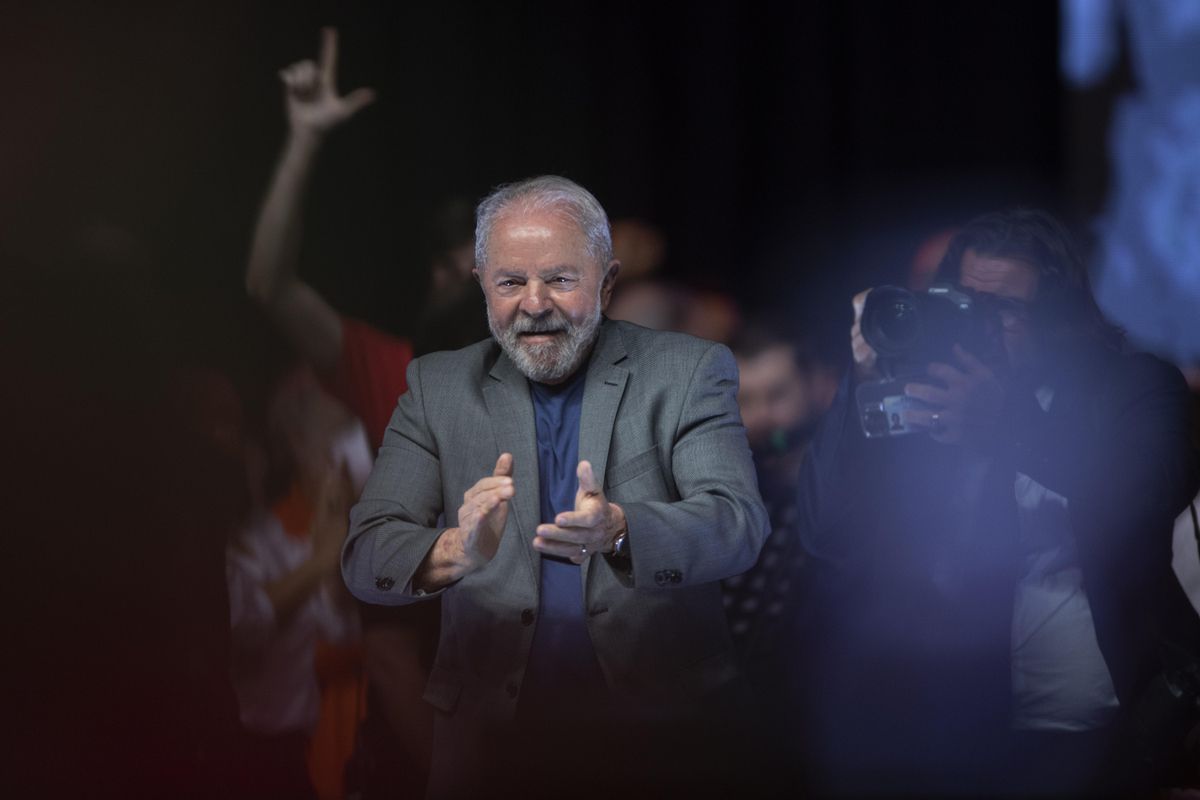 'Lula' hace campaña con chaleco antibalas 'Lula' hace campaña con chaleco antibalas