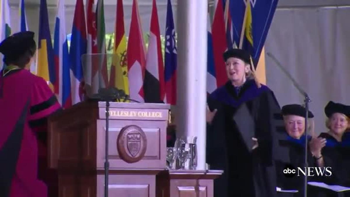 El discurs de Hillary Clinton al Wellesley College.