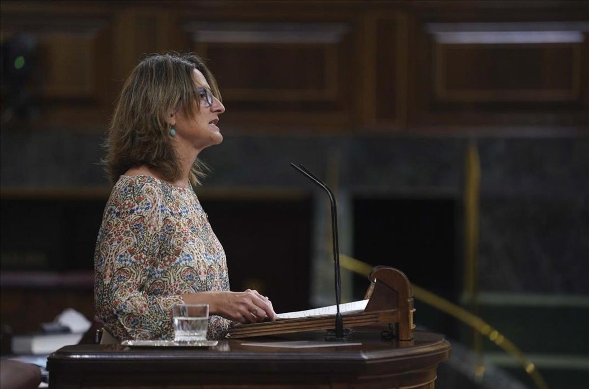 Pleno del Congreso , en la imagen  la Vicepresidenta Cuarta Teresa Ribera. 