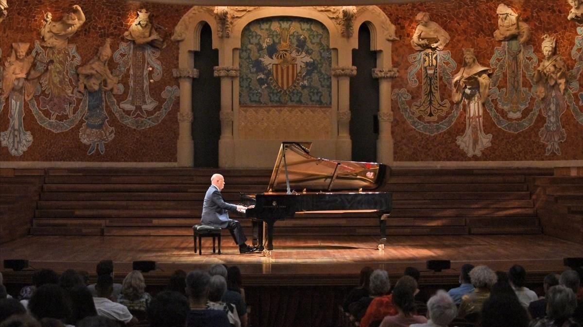 Guinovart, durante su concierto en el Palau. Guinovart, durante su concierto en el Palau.
