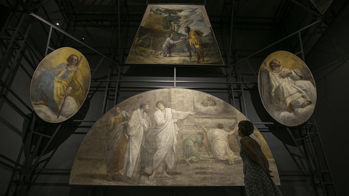 Algunos de los frescos de Carracci en la exposición del MNAC. Algunos de los frescos de Carracci en la exposición del MNAC.