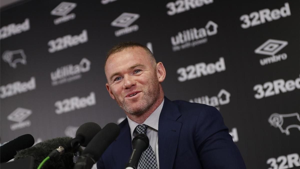Rooney, el día de su presentación como entrenador-jugador del Derby County. Rooney, el día de su presentación como entrenador-jugador del Derby County.