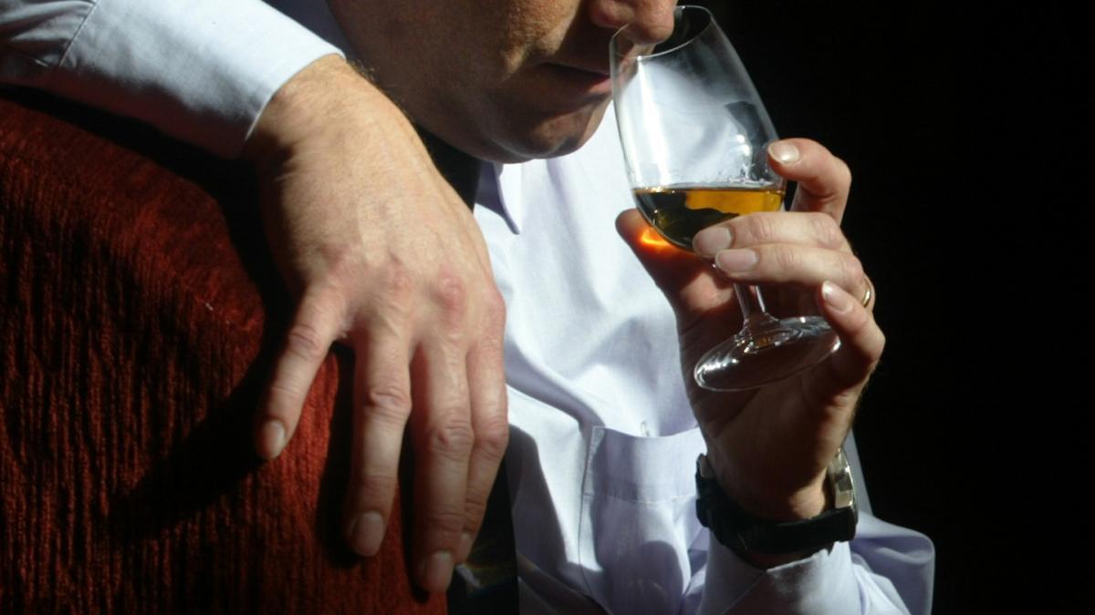 Un catador de whisky confinado en Edimburgo para no contraer covid y perder el olfato