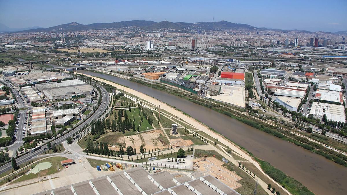 La UPC estudia desde Terrassa el tratamiento de las aguas residuales industriales. La UPC estudia desde Terrassa el tratamiento de las aguas residuales industriales.