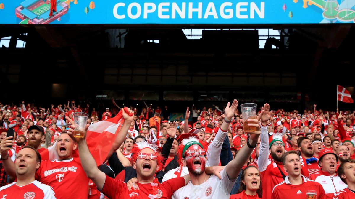 Dinamarca s’emporta per fi una alegria i passa com a segona