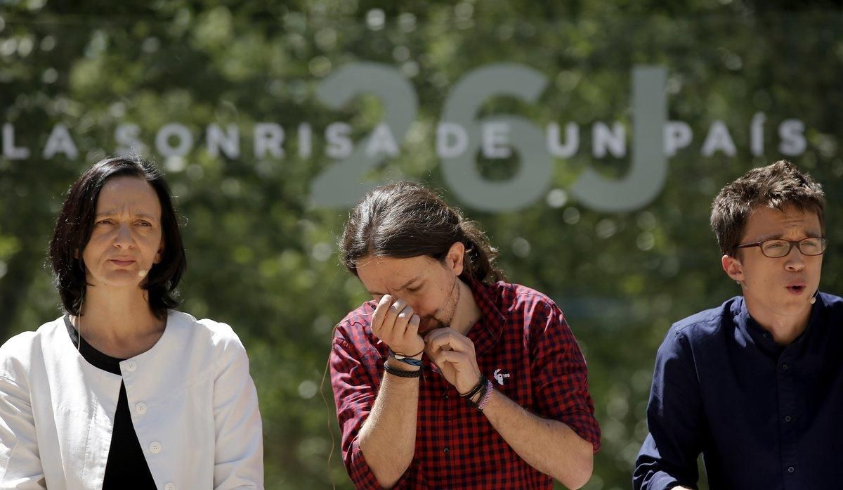 Carolina Bescansa, Pablo Iglesias e Íñigo Errejón, durante un acto de Podemos. Carolina Bescansa, Pablo Iglesias e Íñigo Errejón, durante un acto de Podemos.