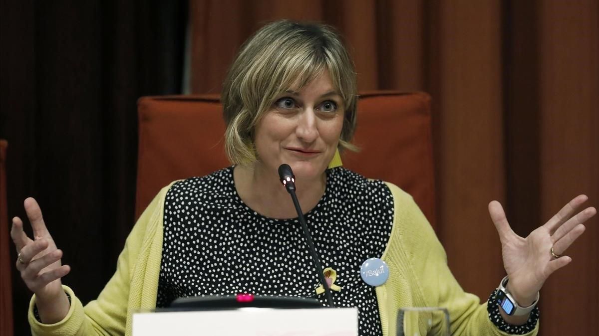 La ’consellera’ de Salut, Alba Vergés, en una comisión de salud del Parlament de Catalunya. La ’consellera’ de Salut, Alba Vergés, en una comisión de salud del Parlament de Catalunya.