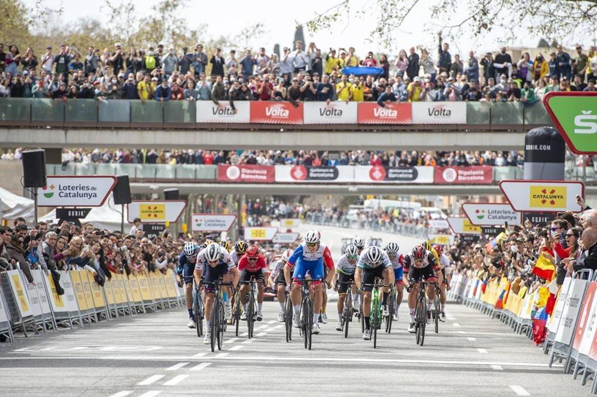 La Volta converteix Catalunya en el centre de l’univers ciclista