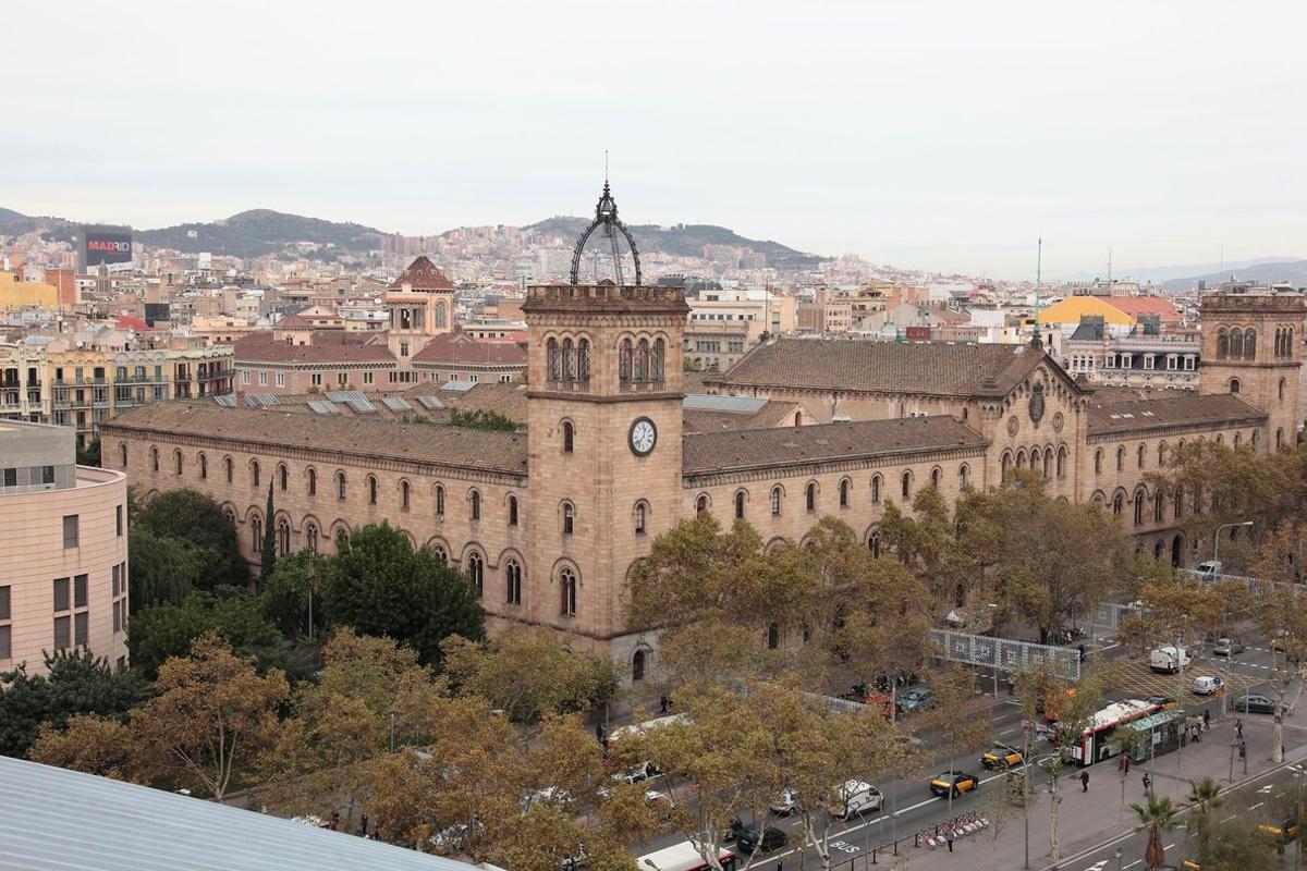 El edificio de la Universitat de Barcelona.