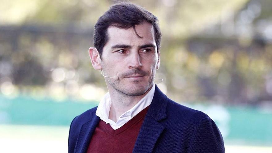 Iker Casillas, uno más de los centenares de voluntarios que ayudan en Ávila - Vimarsana News