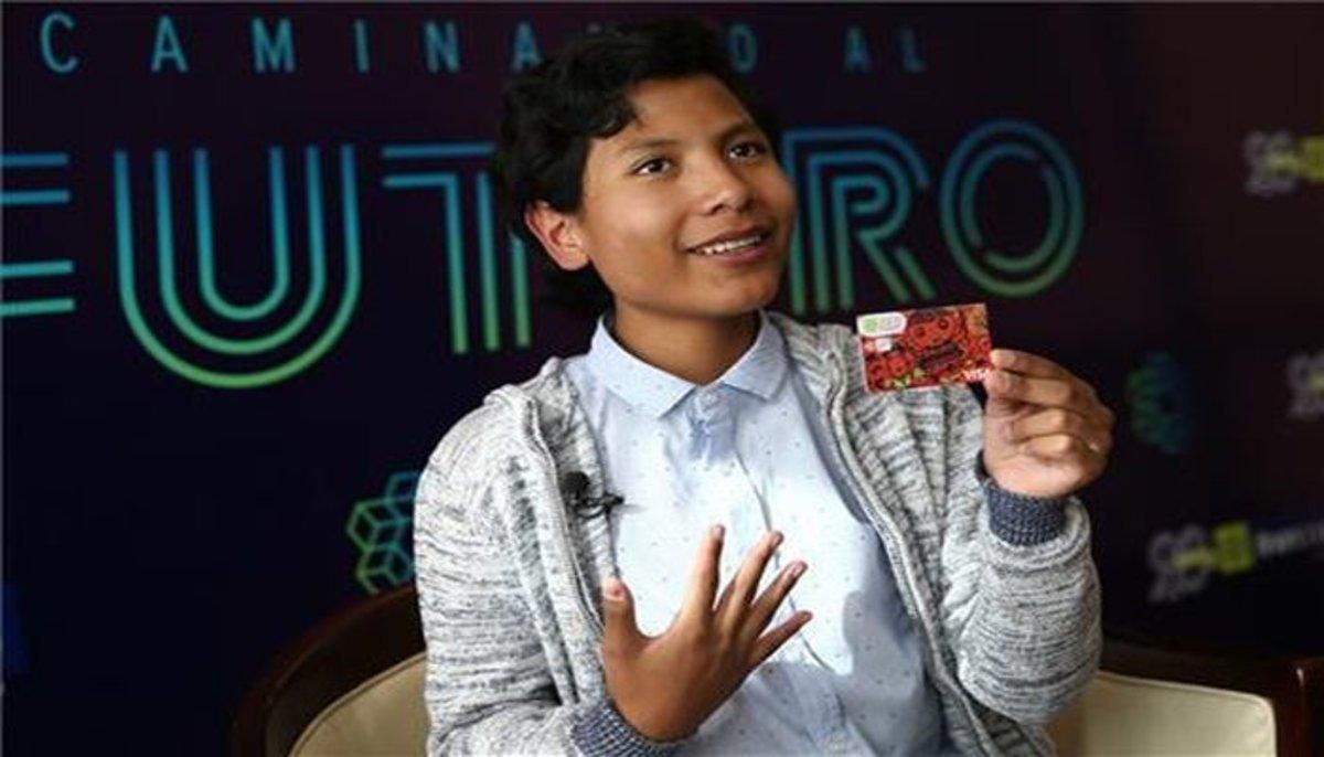 José Adolfo Quisocala Condori, el niño banquero peruano. José Adolfo Quisocala Condori, el niño banquero peruano.