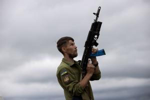 Las fuerzas rusas se retiran de la estratégica Isla de la Serpiente de Ucrania