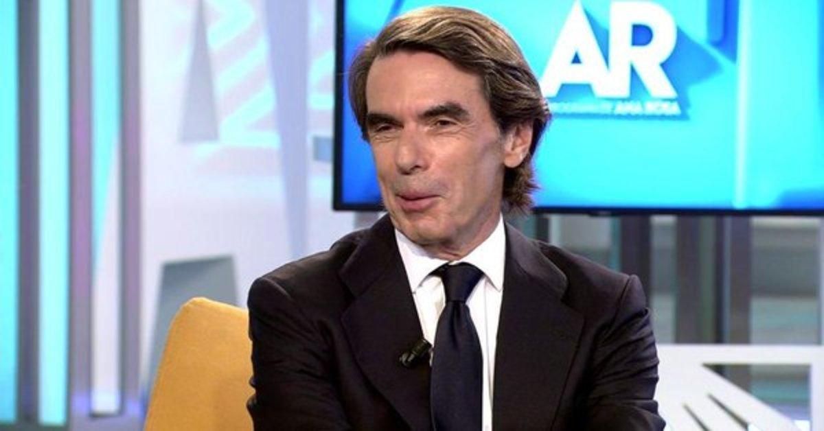 José María Aznar durante la entrevista en Telecinco. José María Aznar durante la entrevista en Telecinco.