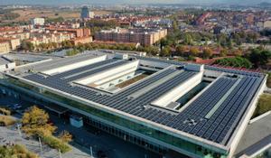 L’Hospital de Mollet instal·la més de 1.300 plaques solars a la seva coberta