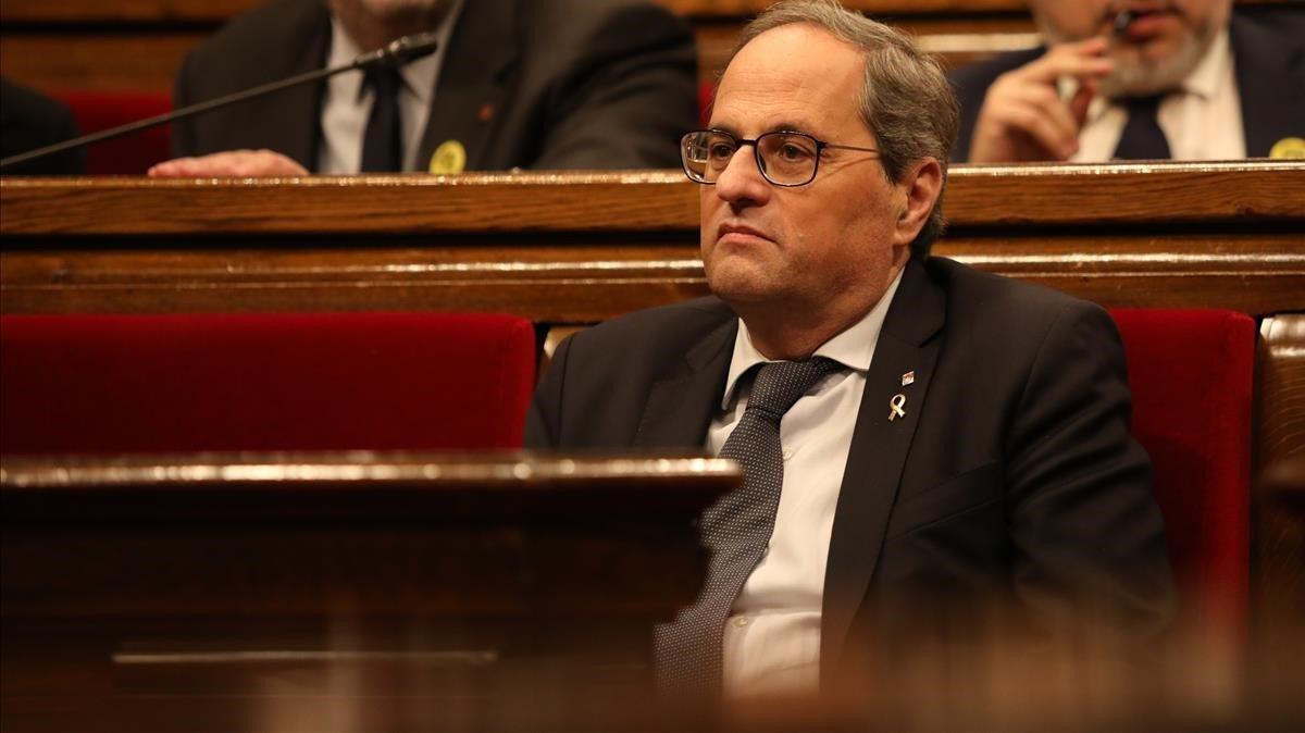 El presidente de la Generalitat, Quim Torra, en el hemiciclo del Parlament.