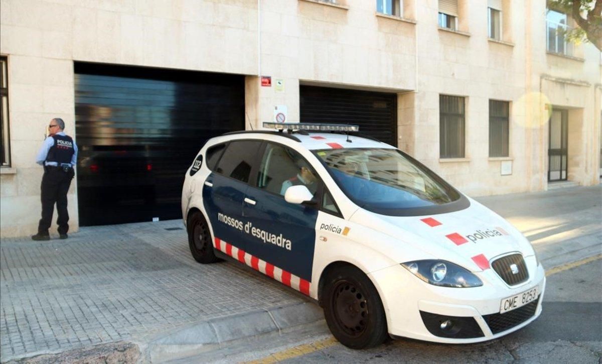 Vehículo de los Mossos d’Esquadra. Vehículo de los Mossos d’Esquadra.