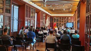 Los trabajadores de la Escola d’escriptura reunidos en el Ateneu Barcelonès el pasado 22 de septiembre.