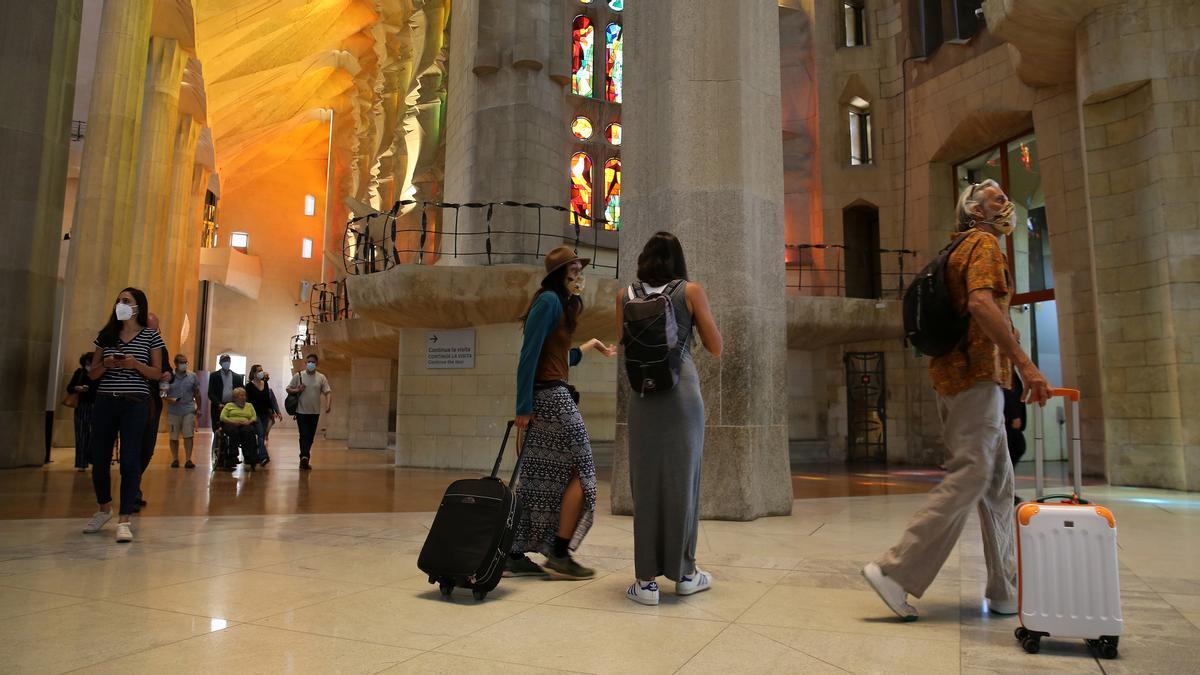 Turistas en la Sagrada Familia