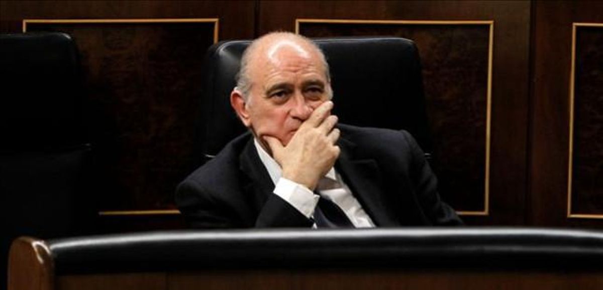 El ministro del Interior, Jorge Fernández Díaz, en el Congreso de los Diputados el pasado 28 de mayo. El ministro del Interior, Jorge Fernández Díaz, en el Congreso de los Diputados el pasado 28 de mayo.