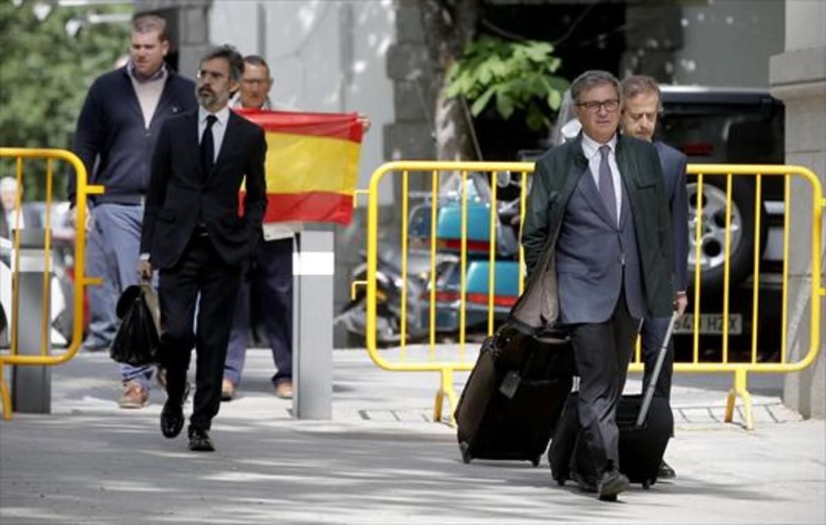 Jordi Pujol Ferrusola acude a declarar a la Audiencia Nacional el pasado martes, antes de ser enviado a prisión. Jordi Pujol Ferrusola acude a declarar a la Audiencia Nacional el pasado martes, antes de ser enviado a prisión.