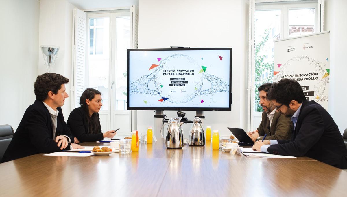 Las alianzas público-privadas y la innovación marcarán el futuro de la cooperación internacional española Las alianzas público-privadas y la innovación marcarán el futuro de la cooperación internacional española