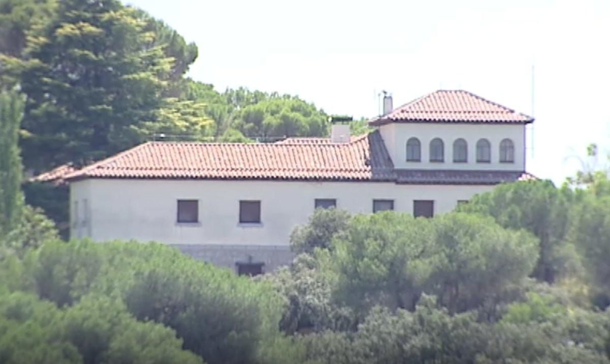 El Palacio Valdés, en Tres Cantos. El Palacio Valdés, en Tres Cantos.