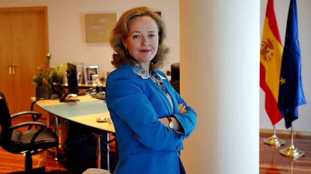 Calviño ve "probablemente inevitable" la consolidación bancaria Calviño ve "probablemente inevitable" la consolidación bancaria