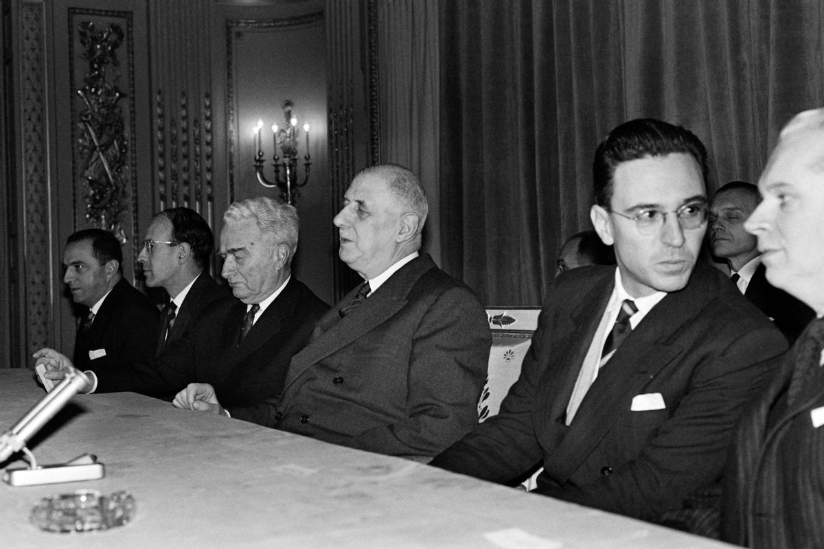 Fotografía que data de enero de 1963, con el entonces presidente de Francia Charles de Gaulle en el centro de la imagen un acto de la Ecole Nationale d’Administration (ENA). Fotografía que data de enero de 1963, con el entonces presidente de Francia Charles de Gaulle en el centro de la imagen un acto de la Ecole Nationale d’Administration (ENA).