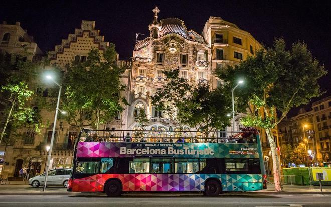El Barcelona Bus Turístic volverá a hacer rutas nocturnas este verano