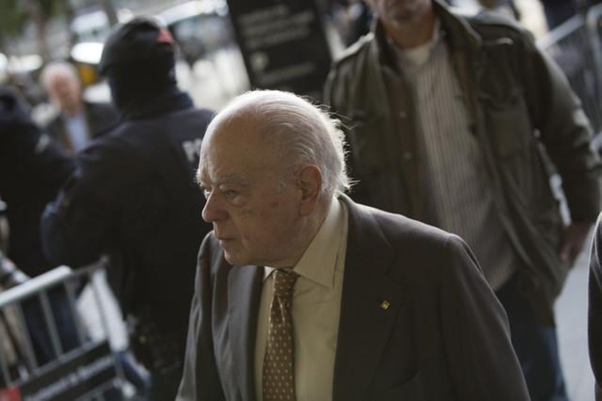 Jordi Pujol, a su llegada a los juzgados, el martes. Jordi Pujol, a su llegada a los juzgados, el martes.