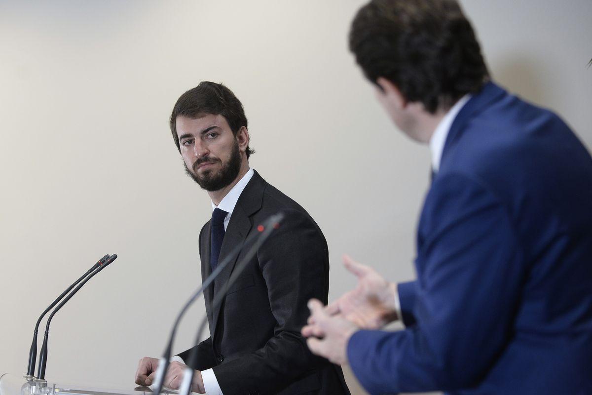 El Gobierno requiere oficialmente a Castilla y León no aplicar el nuevo protocolo sobre el aborto El Gobierno requiere oficialmente a Castilla y León no aplicar el nuevo protocolo sobre el aborto